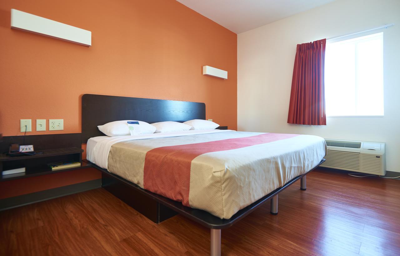 Motel 6 Wilkes Barre Arena Zewnętrze zdjęcie